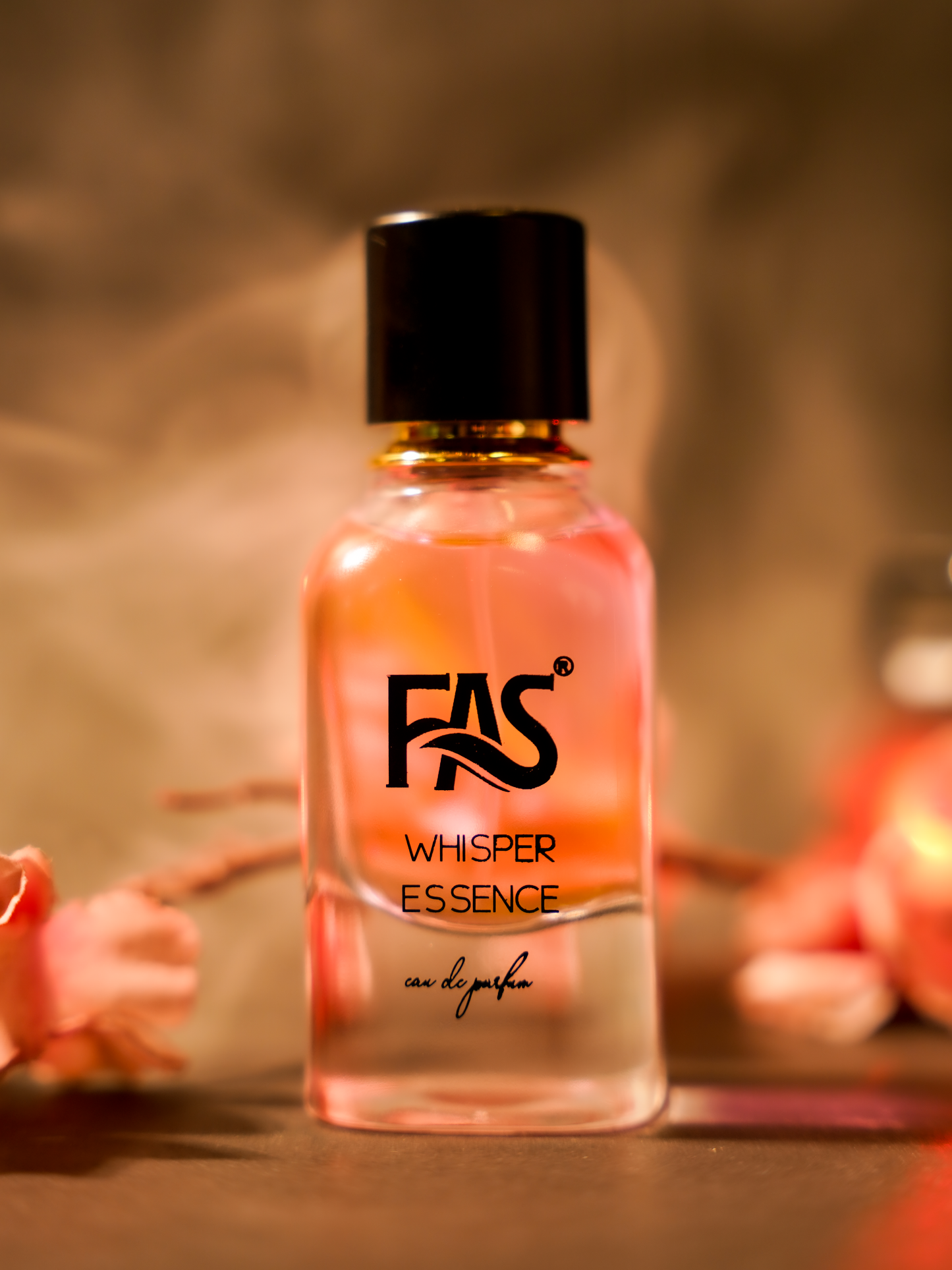 Whisper Essence / Eau de Parfum