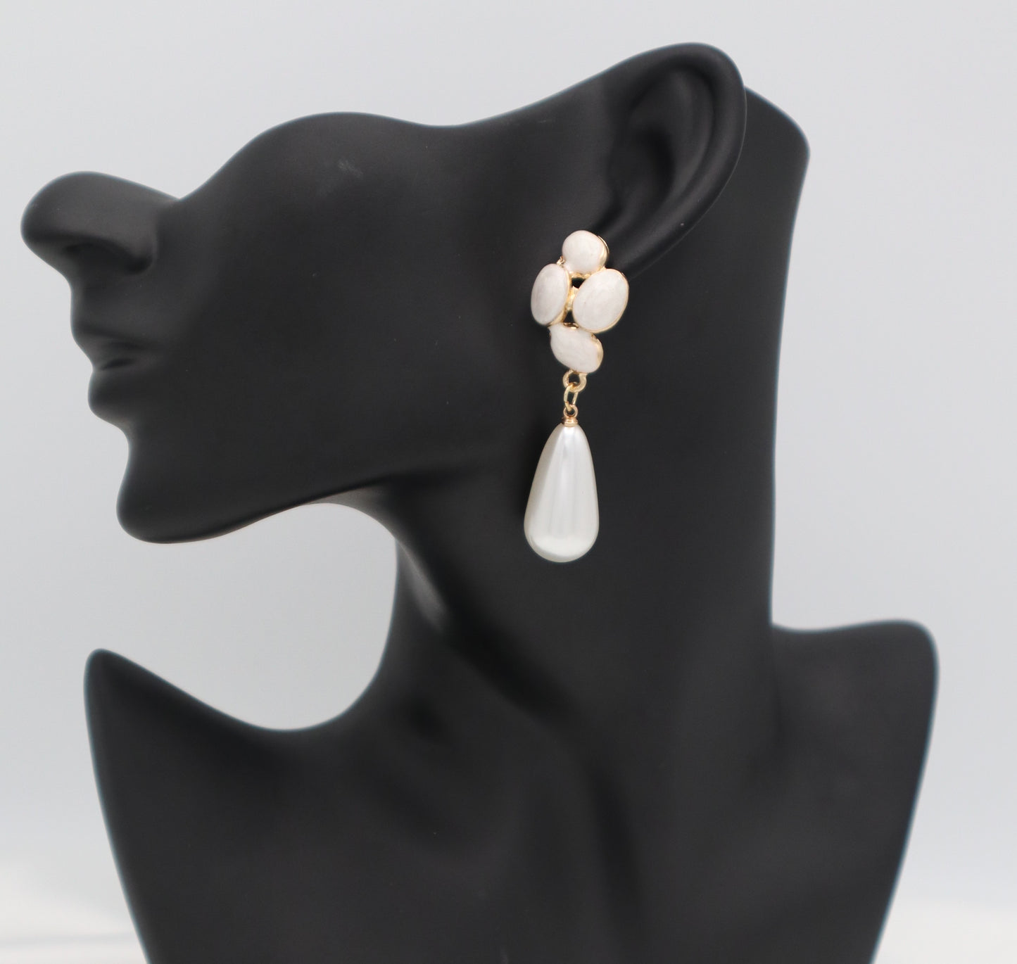 FAS Floral-G-WHT