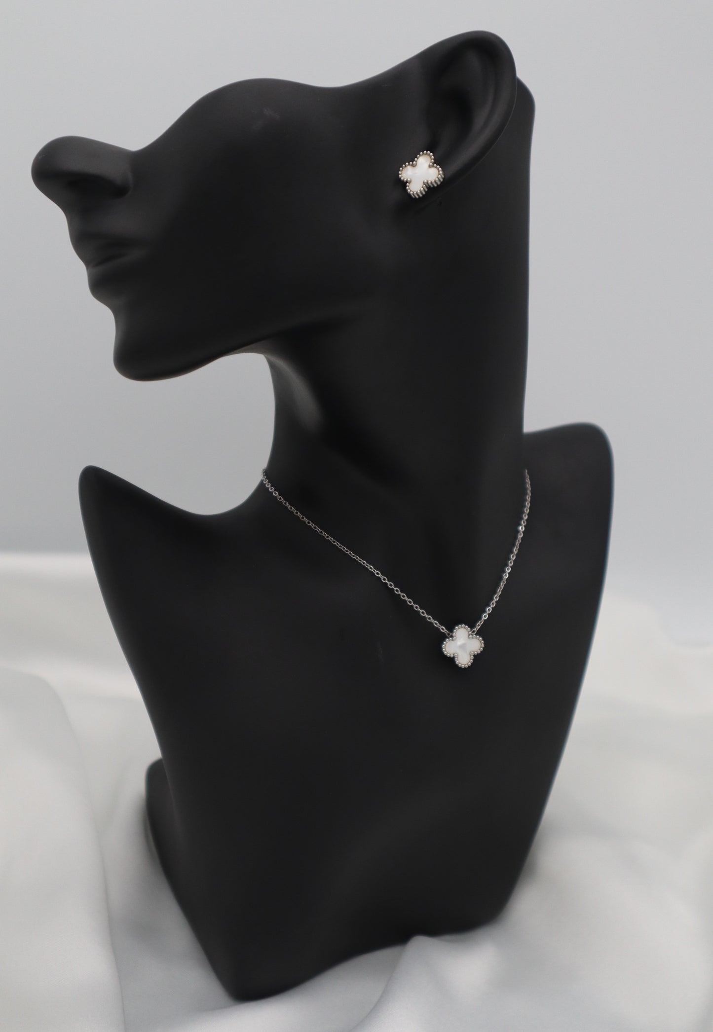 FAS Clover-S-WHT