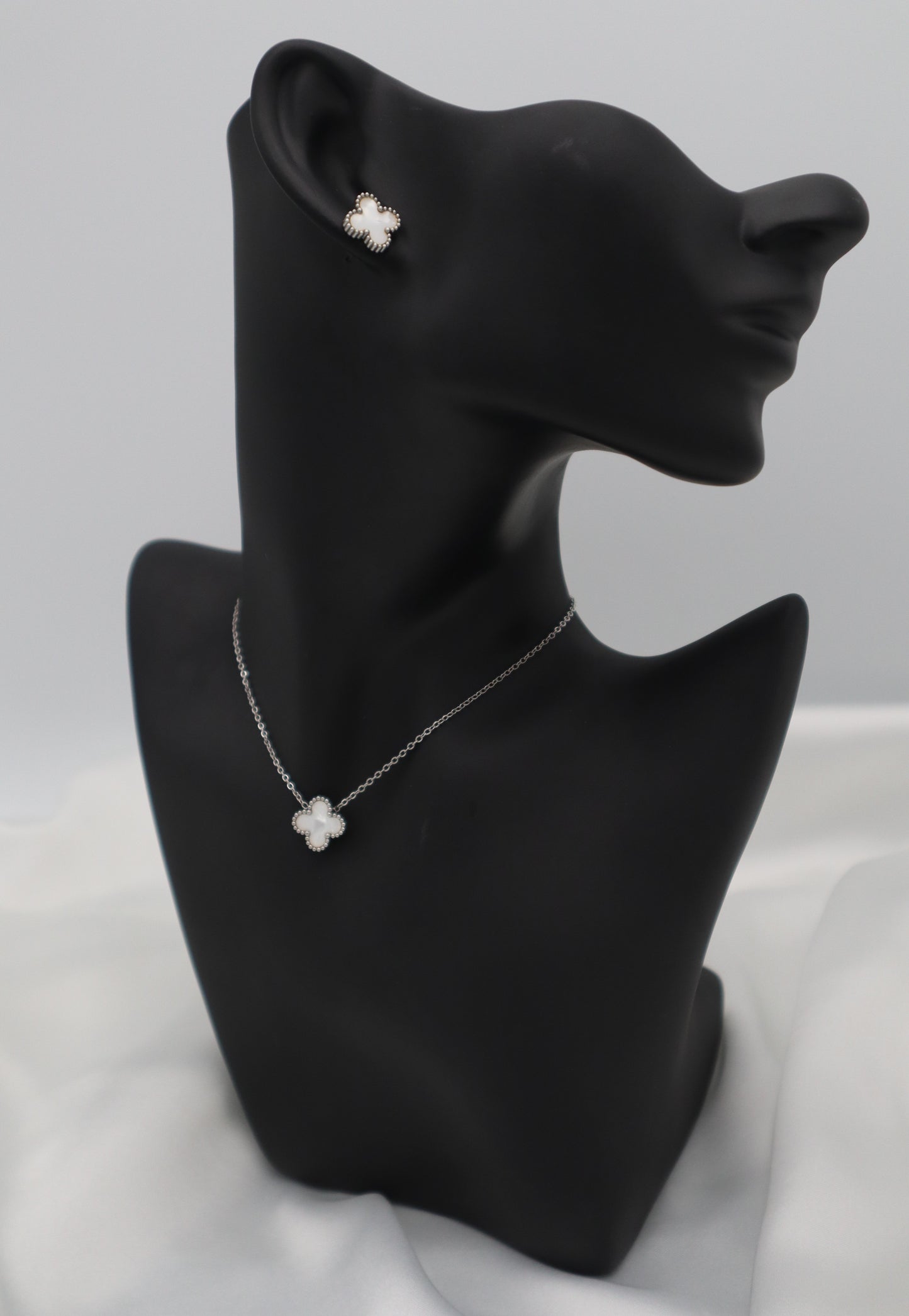 FAS Clover-S-WHT