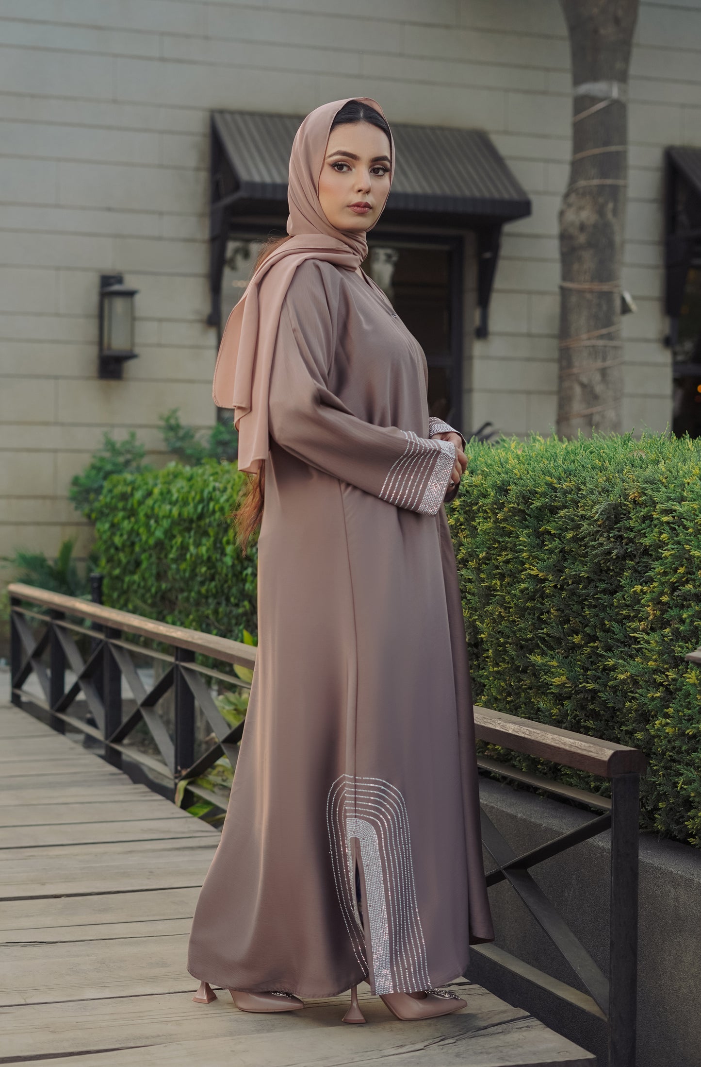 FAS Noor Abaya
